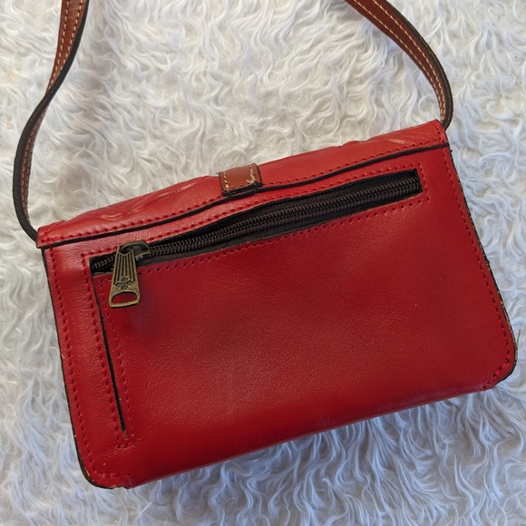 Patricia Nash Torri Red Leather Crossbody - Picture 7 of 12